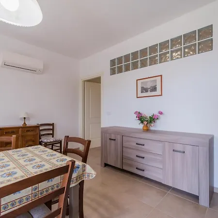 Casa Francesca A Rio - Goelba * Casa Leonardi