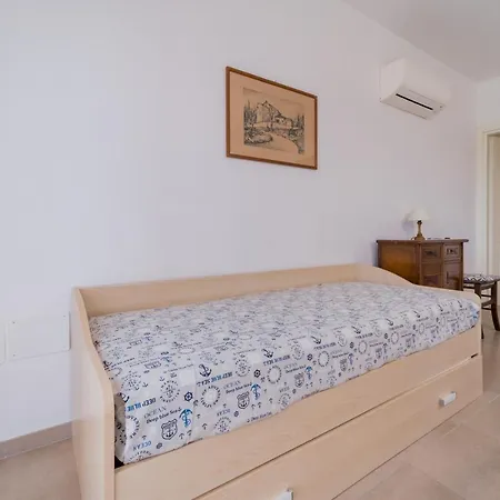 Casa Francesca A Rio - Goelba Tatil Evi