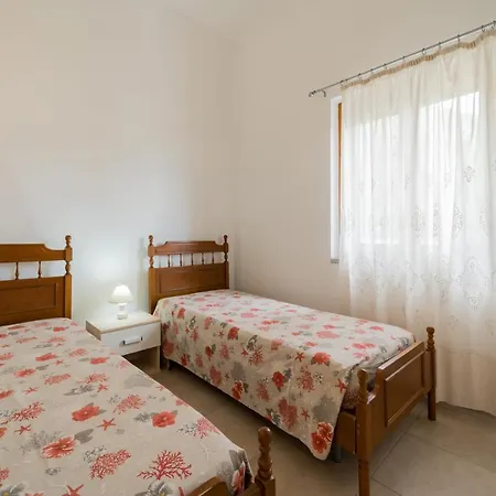 Casa Francesca A Rio - Goelba * Casa Leonardi