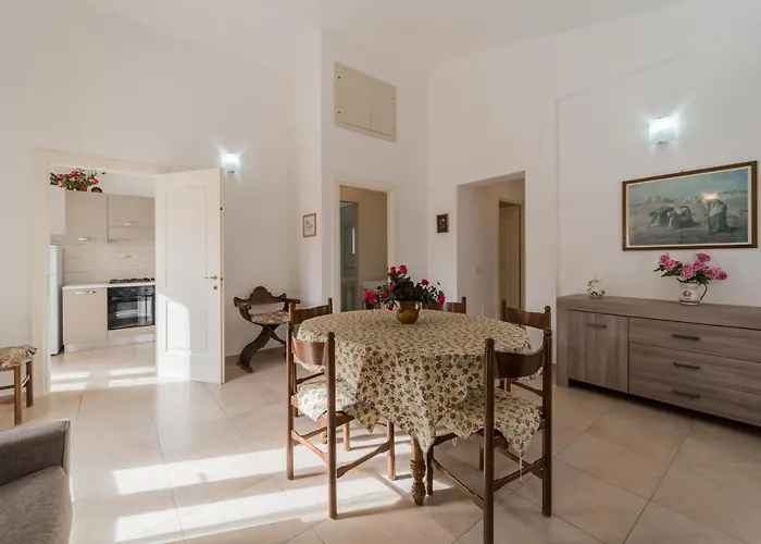 Casa Francesca A Rio - Goelba * Casa Leonardi