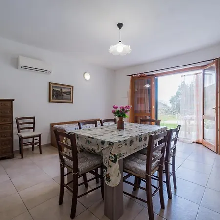 Casa Francesca A Rio - Goelba 펜션 *