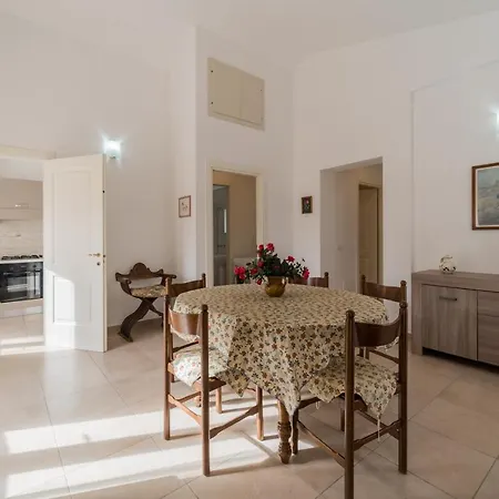 Casa Francesca A Rio - Goelba * Casa Leonardi