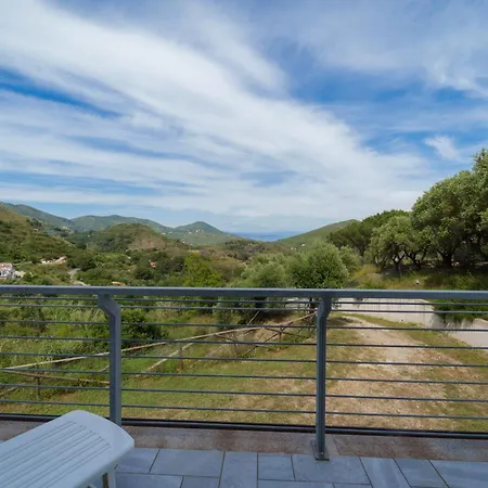 Casa Francesca A Rio - Goelba Casa Leonardi