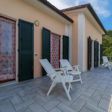 Casa Francesca A Rio - Goelba Casa Leonardi