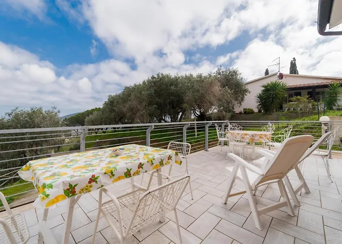 Feriehus Casa Francesca A Rio - Goelba Casa Leonardi